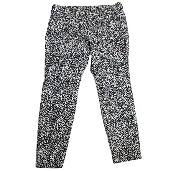 Old Navy | Pixie Chino Leopard Cropped Pants Stretch | Size 12P - Picture 1 of 7